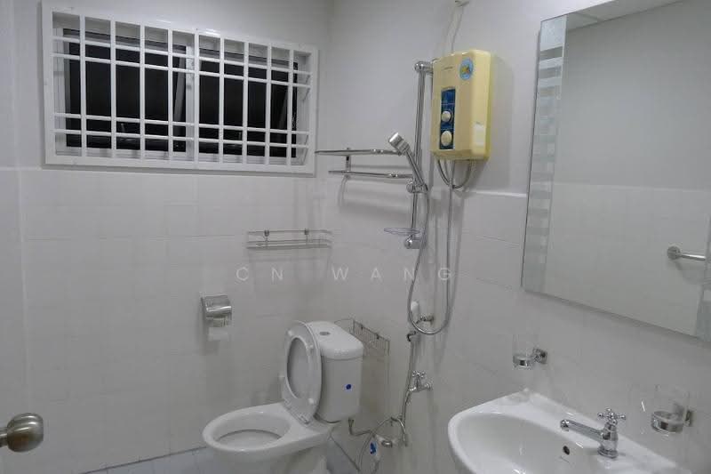 Pangsapuri untuk Disewa di Ria 1 - CN Wang - Bathroom - PropertyGuru.com.my