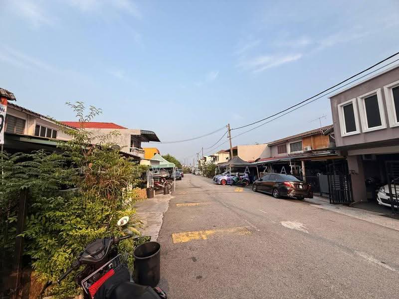 Rumah Teres 2-Tingkat untuk Dijual di Taman Muda (Ampang) - Ridhwan Razak - Exterior - PropertyGuru.com.my