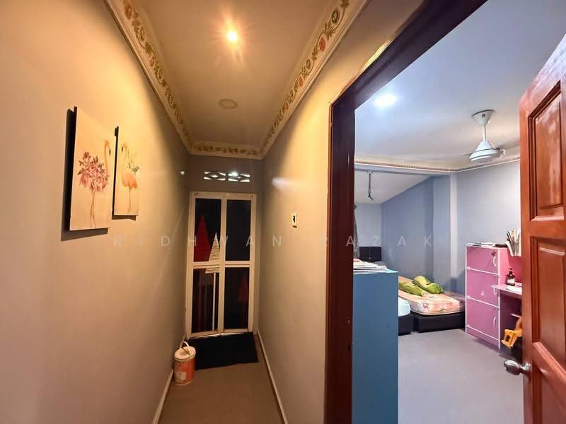 Rumah Teres 2-Tingkat untuk Dijual di Taman Muda (Ampang) - Ridhwan Razak - Corridor - PropertyGuru.com.my