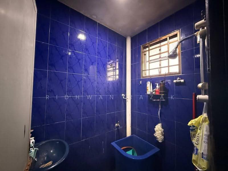 Rumah Teres 2-Tingkat untuk Dijual di Taman Muda (Ampang) - Ridhwan Razak - Bathroom - PropertyGuru.com.my