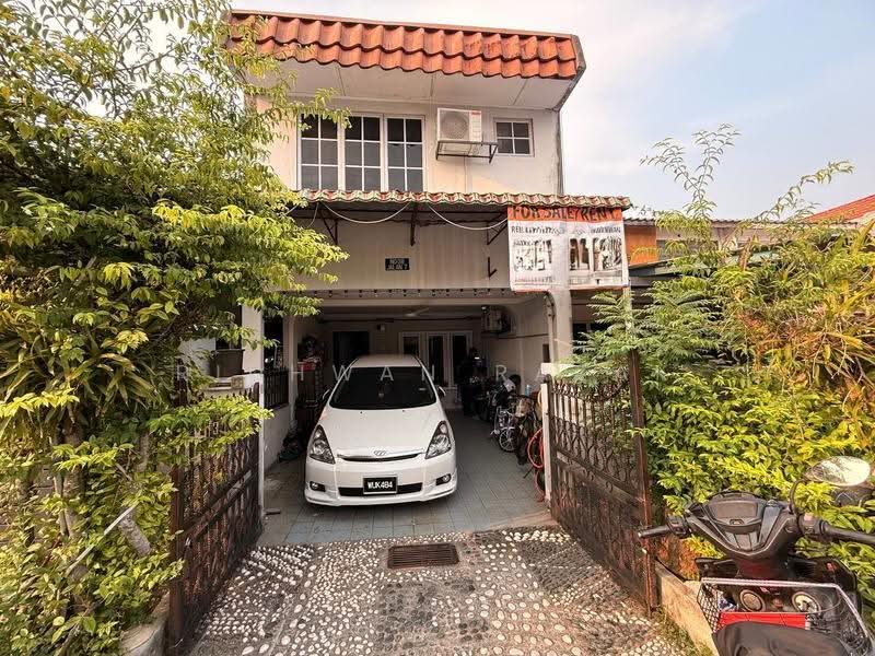 Rumah Teres 2-Tingkat untuk Dijual di Taman Muda (Ampang) - Ridhwan Razak - Exterior - PropertyGuru.com.my