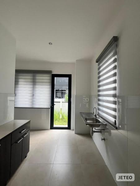 Rumah Teres untuk Disewa di Kota Kemuning (Shah Alam) - Eugene Ong Eu chieh - Kitchen - PropertyGuru.com.my