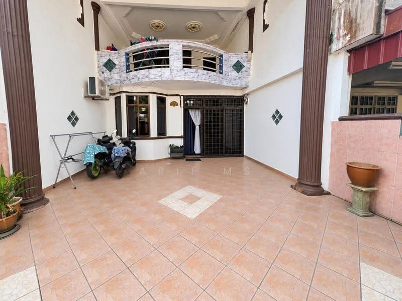 Rumah Teres 2-Tingkat untuk Dijual di Taman Bukit Tiram (Ulu Tiram) - Arif MS - Exterior - PropertyGuru.com.my