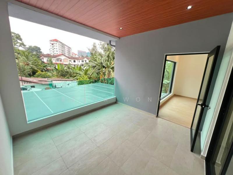 Rumah Berkembar untuk Dijual di Johor Bahru (Johor) - Reyna Wong - Balcony - PropertyGuru.com.my