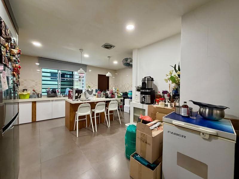 2-storey Terraced House for Sale in Bandar Tun Hussein Onn (Cheras) - Michelle Siow - Kitchen - PropertyGuru.com.my