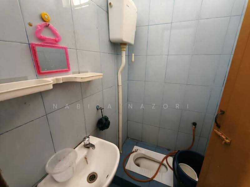 1-storey Terraced House for Sale in Ketereh (Kelantan) - Nabila Nazori - Bathroom - PropertyGuru.com.my