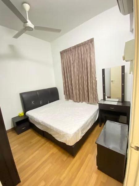 Kediaman Servis untuk Disewa di Amaya Maluri - Kelvin Hii - Bedroom - PropertyGuru.com.my