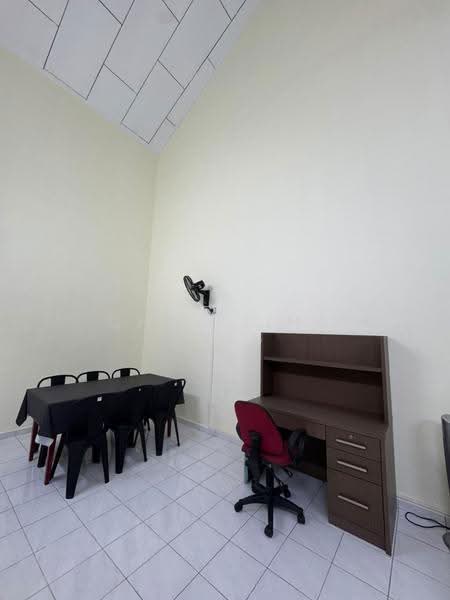 1-storey Terraced House for Rent in Taman Daya (Johor Bahru) - Christina Ling - Study - PropertyGuru.com.my