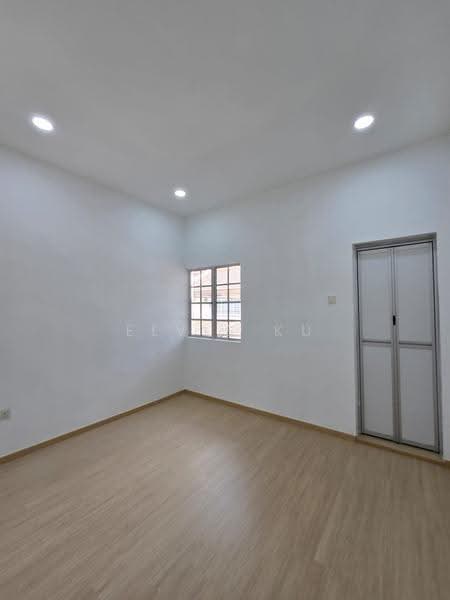 Rumah Teres untuk Dijual di Bandar Putra Kulai (Kulai) - Elvis Ku - Interior - PropertyGuru.com.my