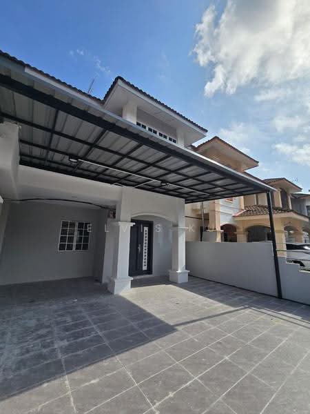 Rumah Teres untuk Dijual di Bandar Putra Kulai (Kulai) - Elvis Ku - Exterior - PropertyGuru.com.my
