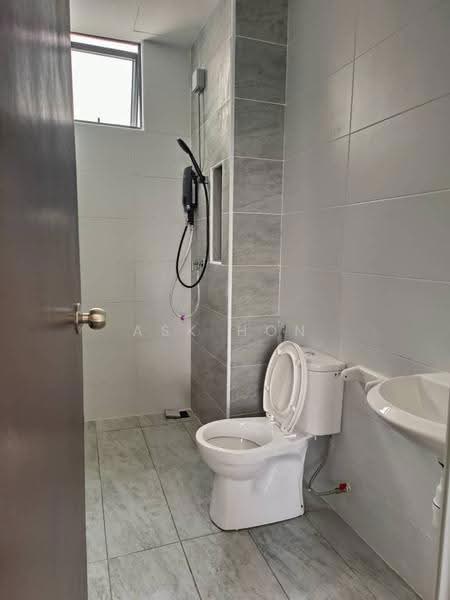 Condominium for Rent at KSL Residence 2 @ Kangkar Tebrau - Ask Hon - Bathroom - PropertyGuru.com.my