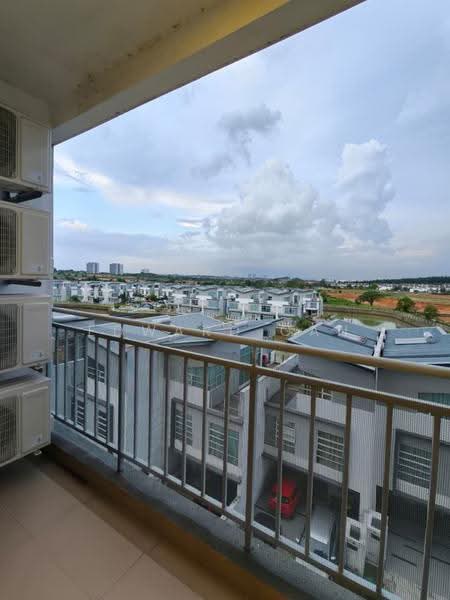 Kediaman Servis untuk Disewa di D'Lagoon - Edward Gan - Balcony - PropertyGuru.com.my