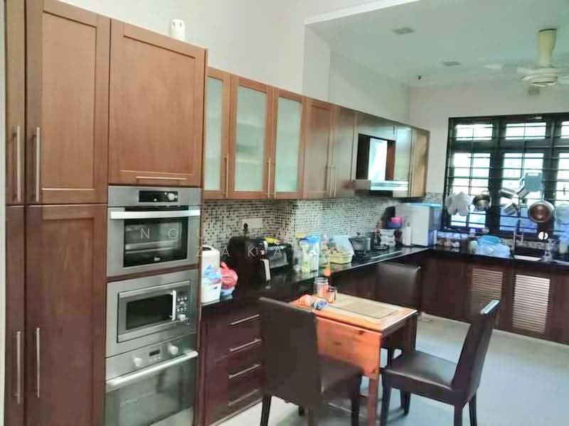 Semi-Detached House for Sale in Dengkil (Selangor) - NOURBAIZURA ZAKARIA - Kitchen - PropertyGuru.com.my