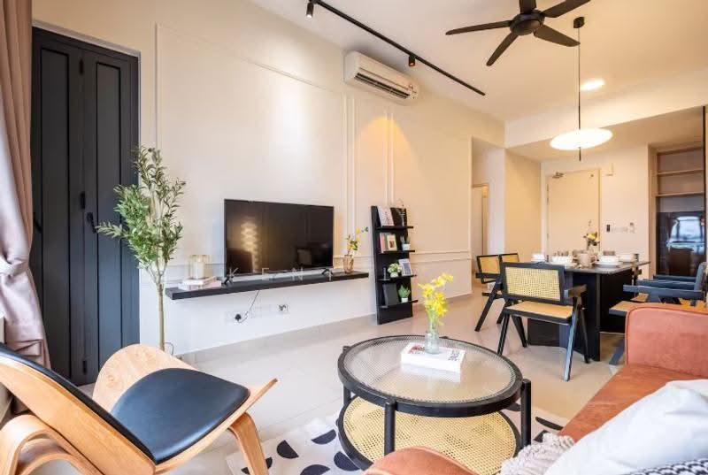 Kondominium untuk Dijual di Lakeville Residence - Kent Lau - Living Room - PropertyGuru.com.my