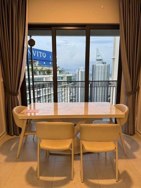 Service Residence for Sale at The Goodwood Residence - Sue . - Dining Room - PropertyGuru.com.my