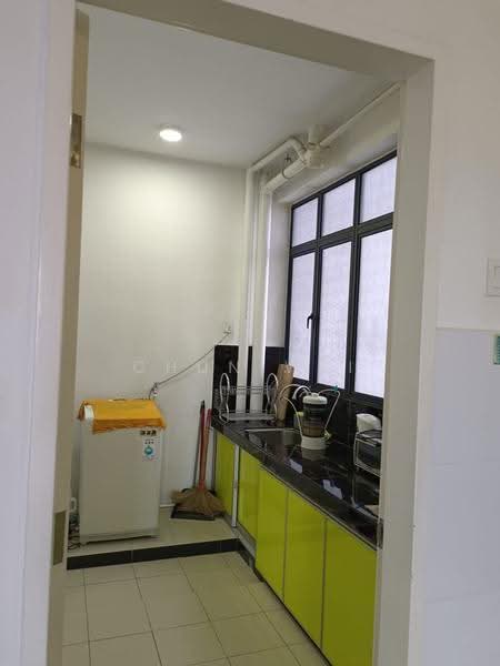 Kediaman Servis untuk Dijual di You Residences @ You City - Chun Wei - Kitchen - PropertyGuru.com.my