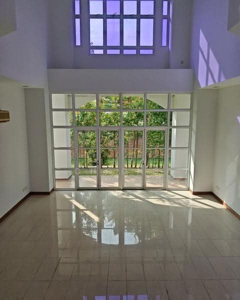 Bungalow House for Sale in Sierramas (Sungai Buloh) - Pinky Choong - Living Room - PropertyGuru.com.my