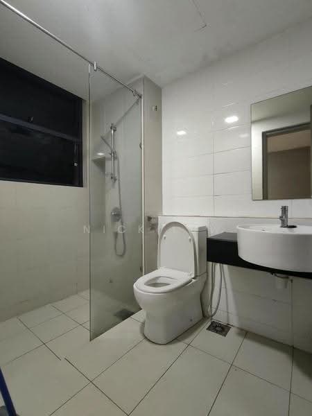 Kediaman Servis untuk Disewa di Residences @ 1 Tebrau - Nick Low - Bathroom - PropertyGuru.com.my