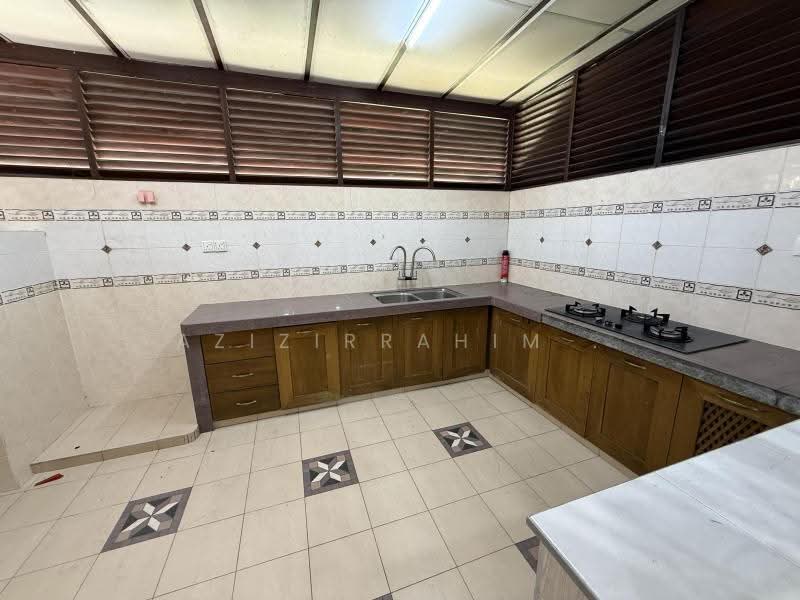 2.5-storey Terraced House for Sale in Putrajaya (Putrajaya) - Azizirrahim . - Kitchen - PropertyGuru.com.my