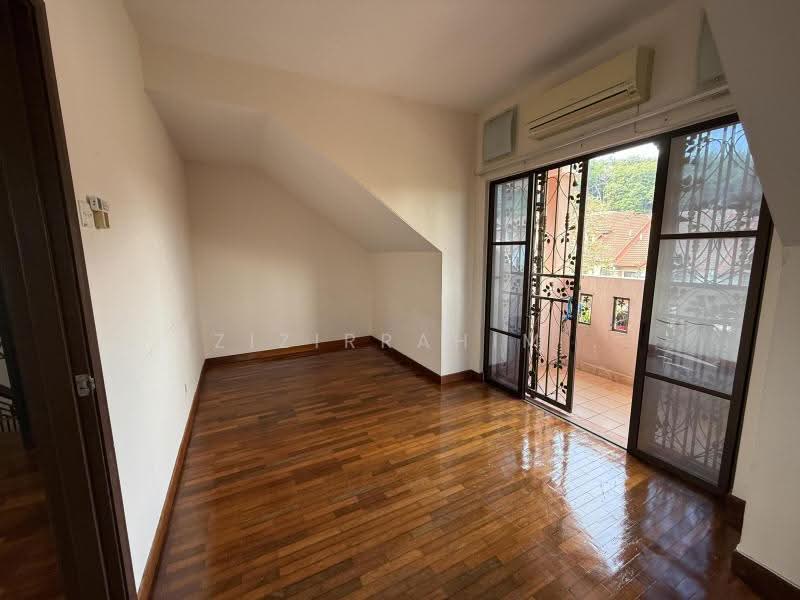 2.5-storey Terraced House for Sale in Putrajaya (Putrajaya) - Azizirrahim . - Balcony - PropertyGuru.com.my