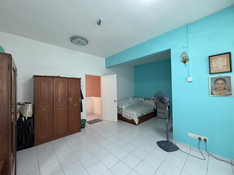 2-storey Terraced House for Sale in Kota Emerald (Rawang) - Evelyn Khoo - Bedroom - PropertyGuru.com.my