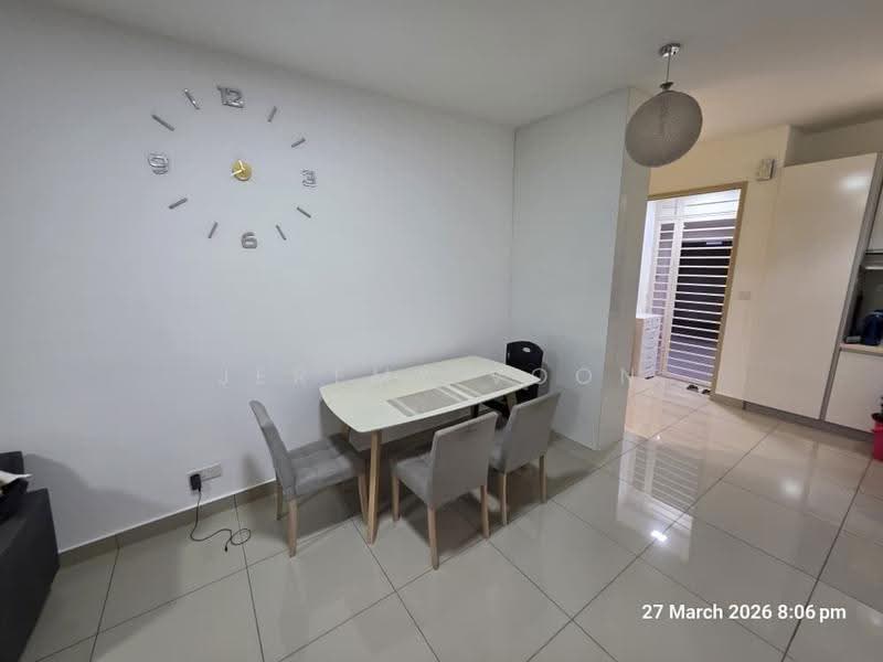Apartment for Sale at Austin Suites (Permata Austin) - Jeremy Voon - Dining Room - PropertyGuru.com.my