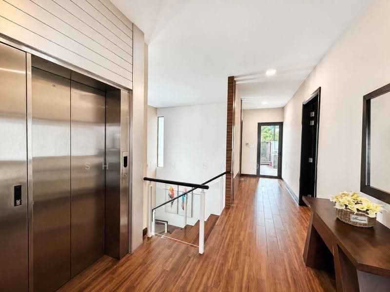 Bungalow House untuk Dijual di Subang Heights East (Subang Jaya) - Shiqin Saidin - Corridor - PropertyGuru.com.my