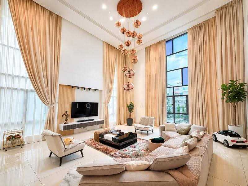 Bungalow House untuk Dijual di Subang Heights East (Subang Jaya) - Shiqin Saidin - Living Room - PropertyGuru.com.my