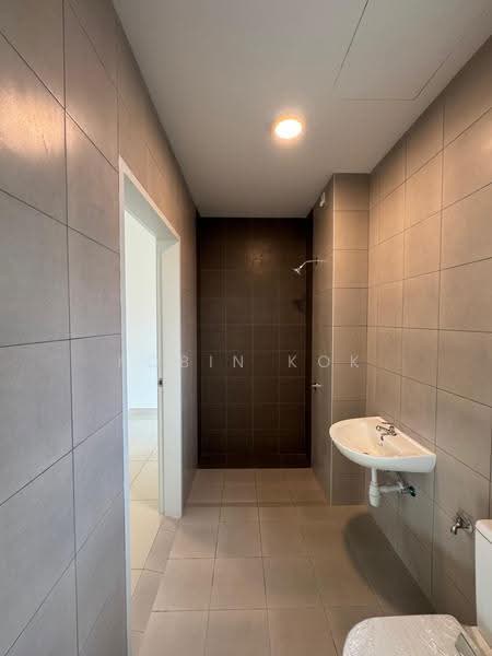 Rumah Teres 2-Tingkat untuk Dijual di Kuala Selangor (Selangor) - Robin Kok - Bathroom 1 - PropertyGuru.com.my