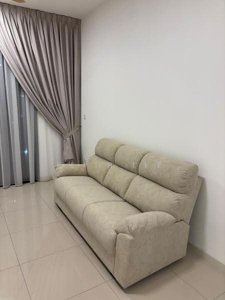 Kediaman Servis untuk Disewa di Sunway Belfield - Keith Lee - Living Room - PropertyGuru.com.my
