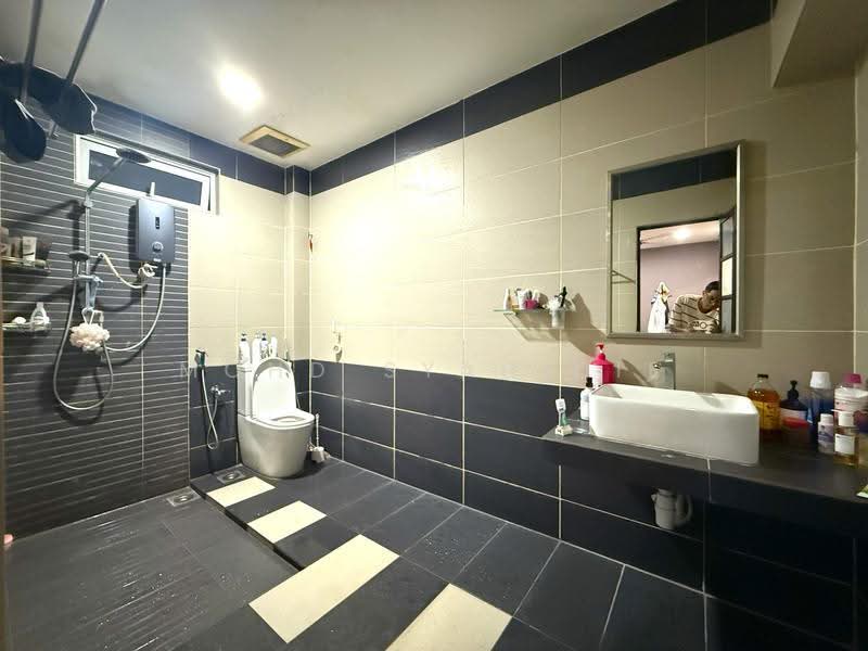 2-storey Terraced House for Sale in Ukay Bistari (Ulu Kelang) - Mohd Syahidie - Bathroom - PropertyGuru.com.my
