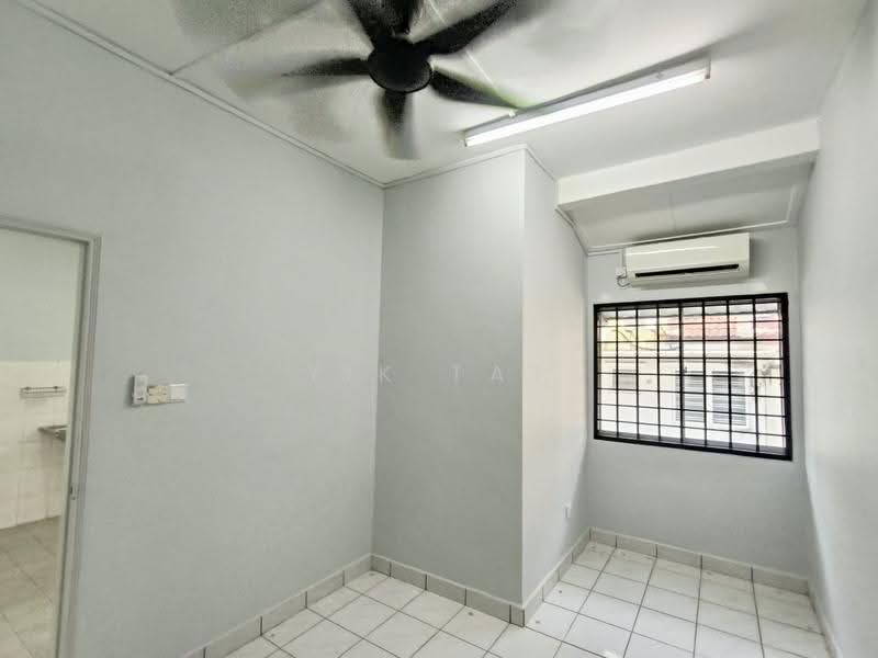 Rumah Teres 2-Tingkat untuk Dijual di Permas Jaya (Johor) - Yik Tat - PropertyGuru.com.my
