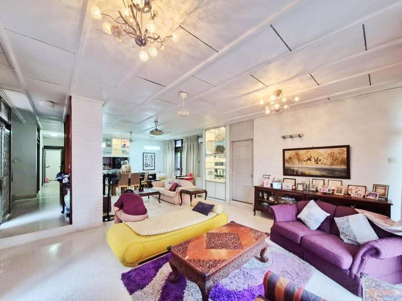 Bungalow House for Sale in Seksyen 22 (Petaling Jaya) - Shiqin Saidin - Living Room - PropertyGuru.com.my