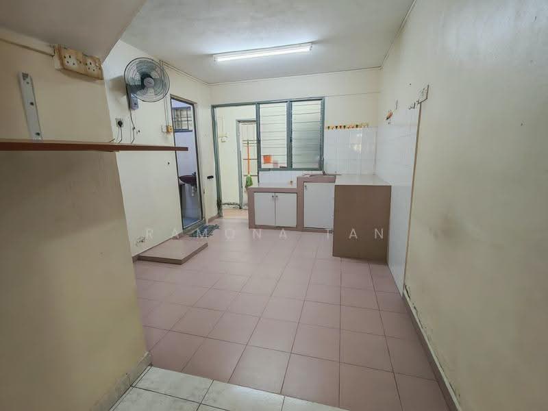 2-storey Terraced House for Sale in Taman Malim Jaya (Bachang) - Ramona Tan - Kitchen - PropertyGuru.com.my