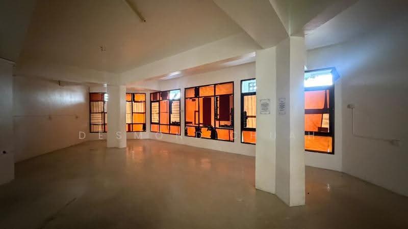 Shop for Rent in Raja Uda (Butterworth) - Desmond Chuah - Interior - PropertyGuru.com.my
