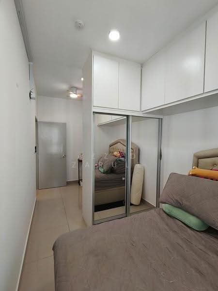 Kediaman Servis untuk Disewa di Bayu Residensi - Azzad Zarull - Bedroom - PropertyGuru.com.my