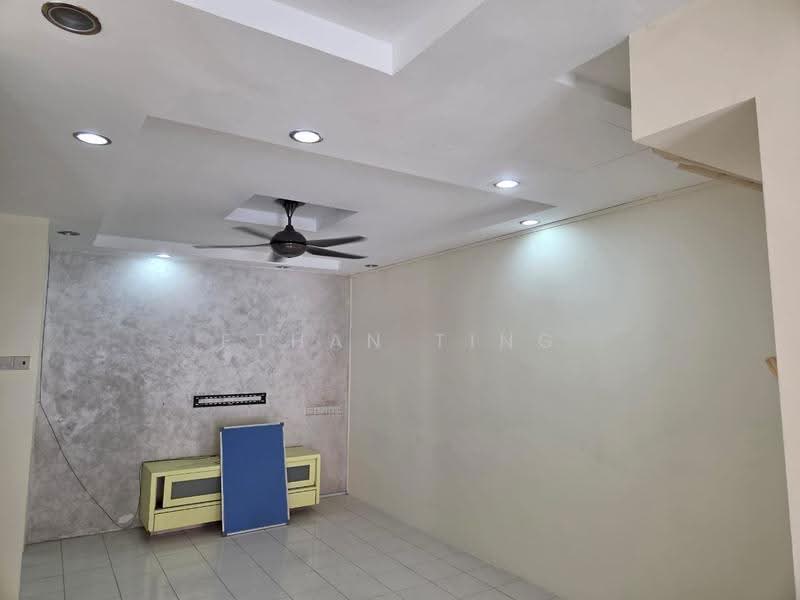 Rumah Teres 2-Tingkat untuk Dijual di Setia Impian (Setia Alam) - Ethan Ting - Living Room - PropertyGuru.com.my