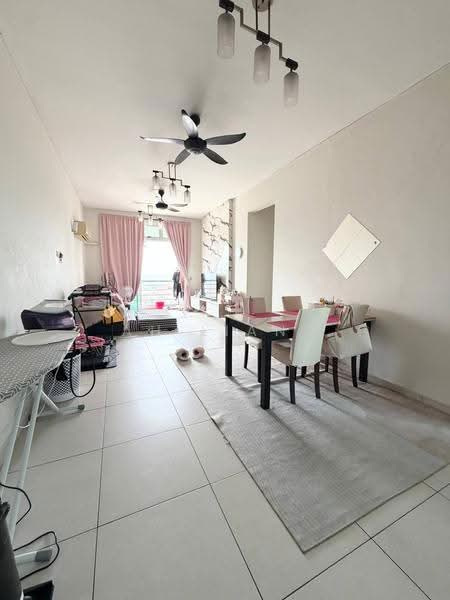 Apartment for Sale at Lagenda Tasek Luxurious Suite - Ah Liang - Living Room - PropertyGuru.com.my