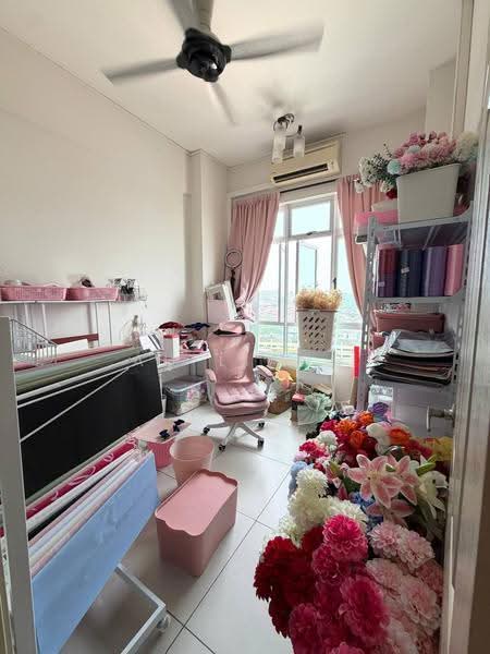 Apartment for Sale at Lagenda Tasek Luxurious Suite - Ah Liang - Study - PropertyGuru.com.my