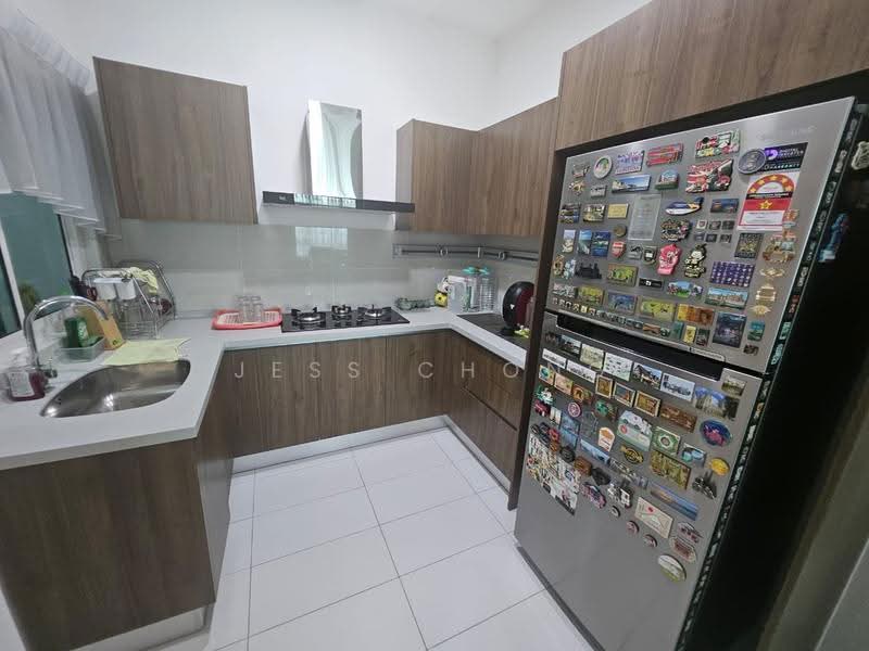 Kondominium untuk Dijual di La Thea Residences - Jess Chong - Kitchen - PropertyGuru.com.my