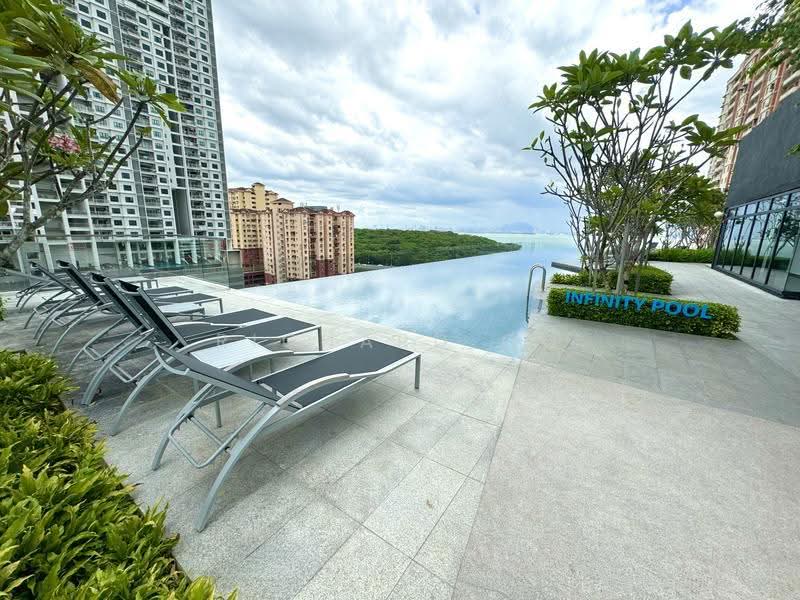 Kediaman Servis untuk Disewa di Urban Suites - Richard Oo - Infinity pool - PropertyGuru.com.my
