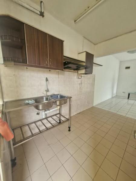 Pangsapuri untuk Disewa di Sri Puteri - Azzad Zarull - Kitchen - PropertyGuru.com.my