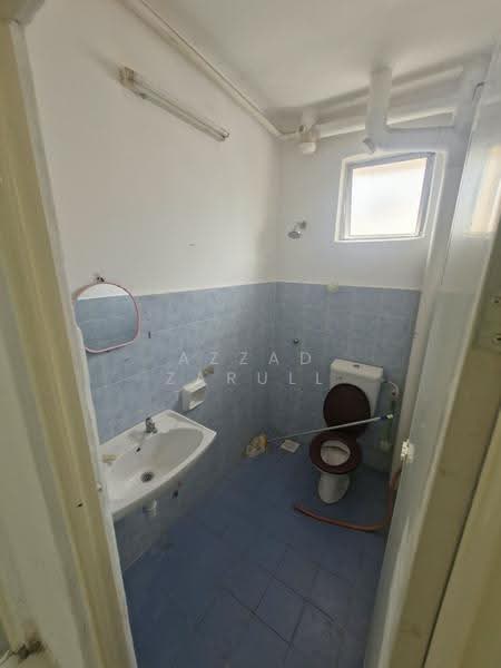 Pangsapuri untuk Disewa di Sri Puteri - Azzad Zarull - Bathroom - PropertyGuru.com.my