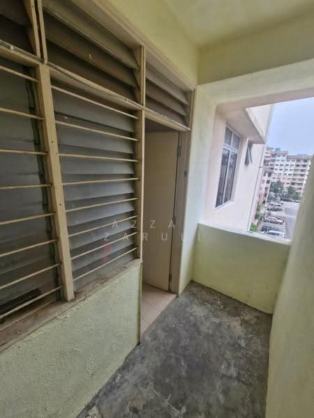 Pangsapuri untuk Disewa di Sri Puteri - Azzad Zarull - Balcony - PropertyGuru.com.my