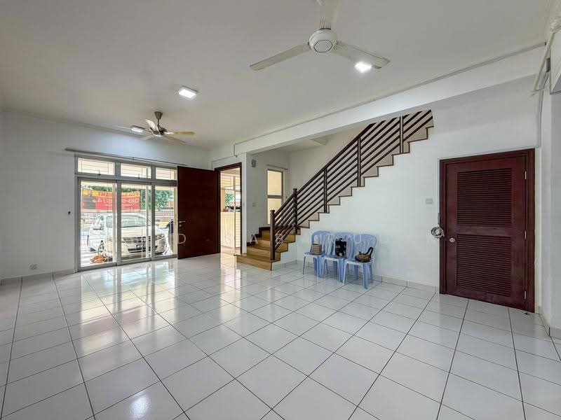 Rumah Teres 2-Tingkat untuk Dijual di Presint 14 (Putrajaya) - Abid Sabarudin - Living Room - PropertyGuru.com.my