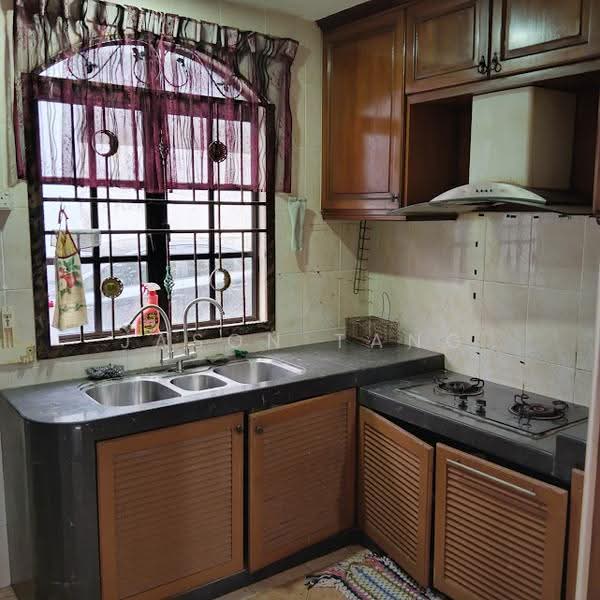 Rumah Berkembar untuk Dijual di Taman Putri Kulai (Kulai) - Jason Tang - Kitchen - PropertyGuru.com.my