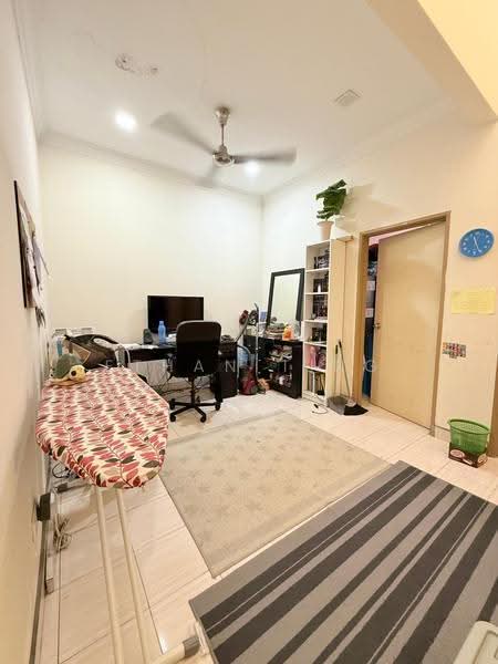 2-storey Terraced House for Sale in Alam Nusantara (Setia Alam) - Ethan Ting - Study - PropertyGuru.com.my
