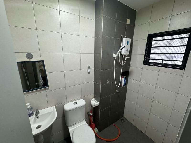 2-storey Terraced House for Rent in Taman M Aruna (Rawang) - Michael Siong - Bathroom - PropertyGuru.com.my