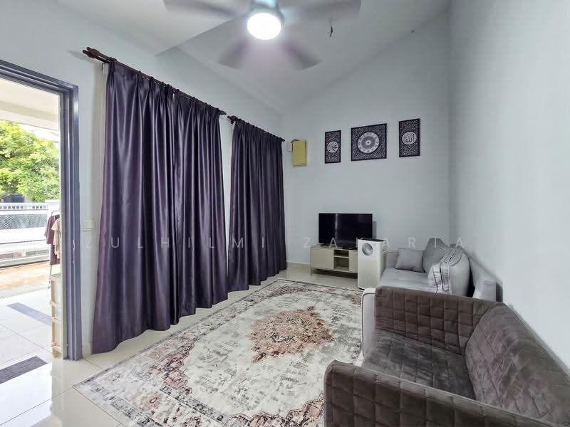 1-storey Terraced House for Sale in Taman Dagang (Kapar) - Zulhilmi Zakaria - Living Room - PropertyGuru.com.my