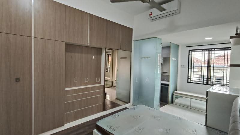 2-storey Terraced House for Rent in Taman Skudai Ria (Skudai) - Eddie Lai - Bedroom - PropertyGuru.com.my